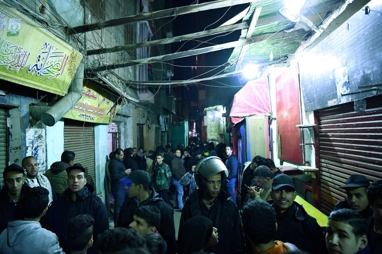 사제폭탄이 폭발한 이집트 알아즈하르 사원 뒤편(연합뉴스 제공)