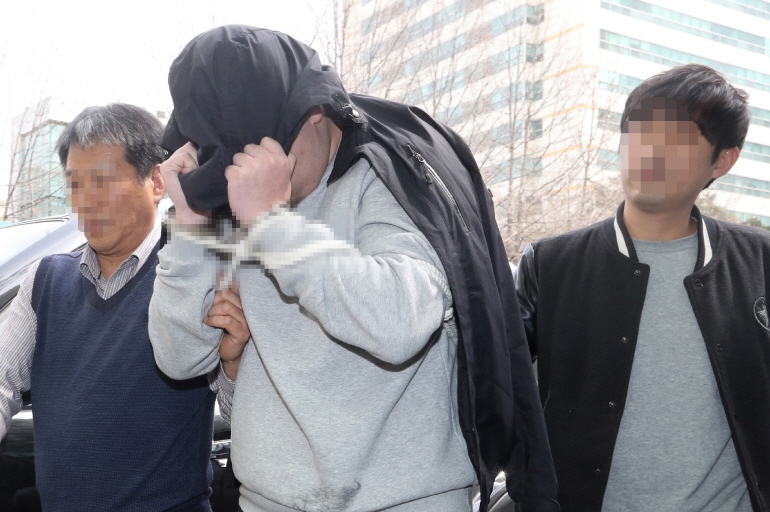 검거된 '청담동 주식부자' 이희진 부모 살해 용의자 (연합뉴스 제공)