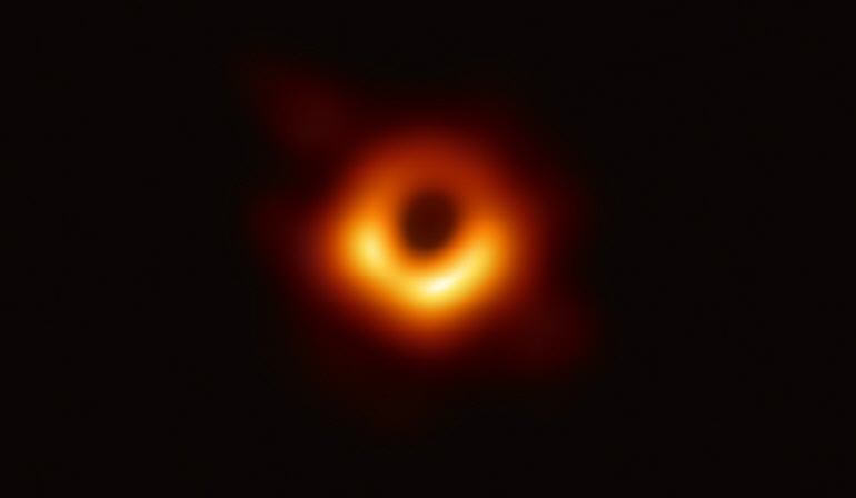 (Event Horizon Telescope Collaboration 제공)