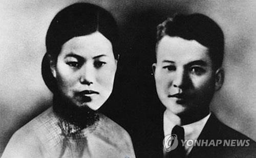 박차정 의열단원(왼쪽)과 의열단장 김원봉 결혼사진