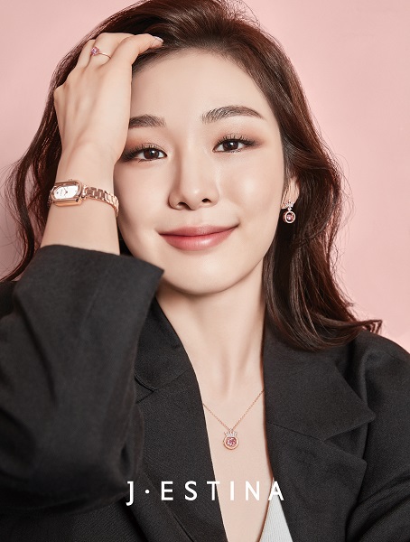 제이에스티나, 김연아의 ‘PINK ON ME’ 광고 비주얼