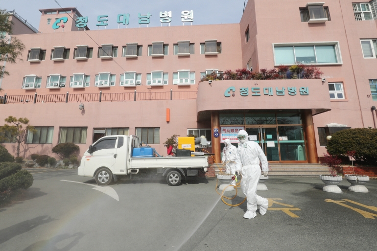코로나19 확진자 142명 추가…대남병원·신천지서 130명[연합뉴스 자료사진]