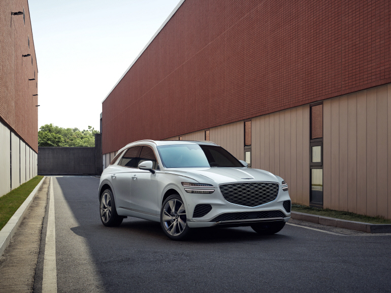 제네시스, 'GV70 부분변경 모델' 디자인 공개 [제네시스 제공. 재판매 및 DB 금지]