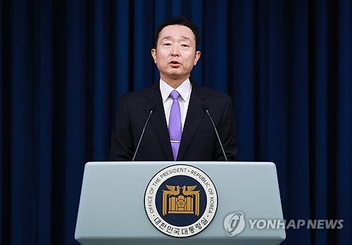 이도운 홍보수석, 영수회담 결과 브리핑[연합뉴스 제공]