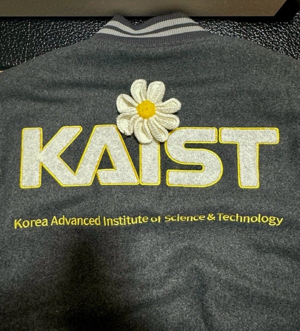 [사진/권지용 인스타그램]