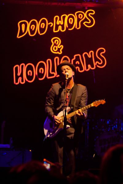 Doo-Wops & Hooligans 투어 [사진/위키피디아]