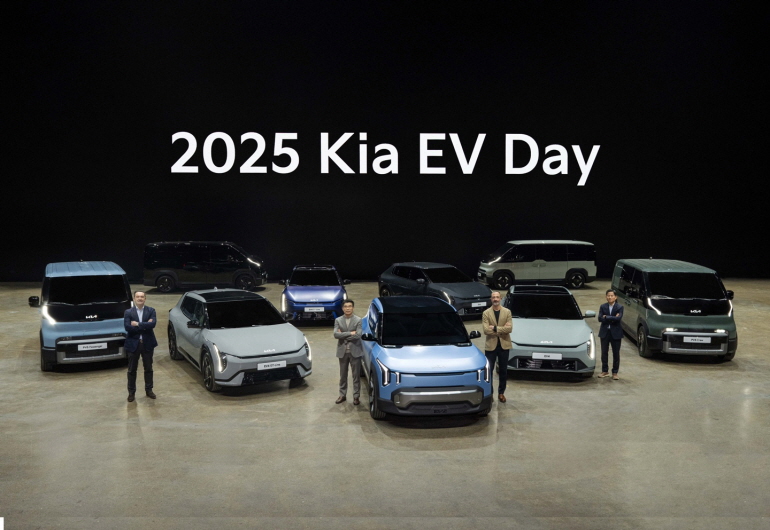 '2025 기아 EV 데이'에 참석한 기아 임원진  [기아 제공. 재판매 및 DB 금지]