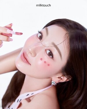 밀크터치, '듀이 핏 글로우 세럼 블러쉬' 신규 런칭 - 뉴스 썸네일 이미지